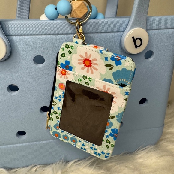 NWT Bogg Compatible Wristlet -light Blue - Picture 4 of 5